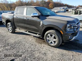 2024 Ford Ranger LARIAT with VIN 1FTER4KH0RLE09200, listed as a Copart auction lot 77574614 with 8,013 mi miles and Salvage Title. Bid and sale history available at carsss.com. Image 4.