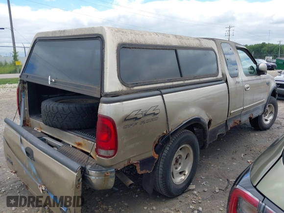 2000 Ford F-150 XL z VIN 2FTRX18L4YCA00725, wystawiony jako IAAI lot #42741630 z przebiegiem Nie podano mil oraz . Historia ofert i sprzedaży dostępna na DreamBid. Obrazek 4.