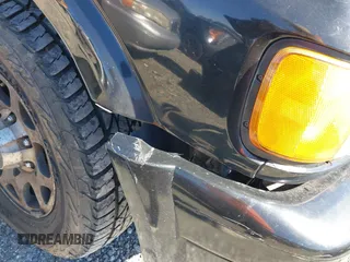 1998 Isuzu Rodeo S z VIN 4S2CK58W2W4315935, wystawiony jako IAAI lot #41593711 z przebiegiem 162 065 mil mil oraz . Historia ofert i sprzedaży dostępna na DreamBid. Obrazek 13.