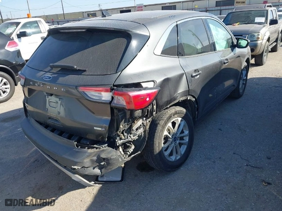 2020 Ford Escape SE with VIN 1FMCU9G63LUA52750, listed as a IAAI auction lot 40952482 with 81,070 mi miles. Bid and sale history available at carsss.com. Image 4.