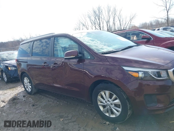 2017 Kia Sedona LX with VIN KNDMB5C19H6284704, listed as a IAAI auction lot 41756190 with 101,488 mi miles. Bid and sale history available at carsss.com. Image 13.