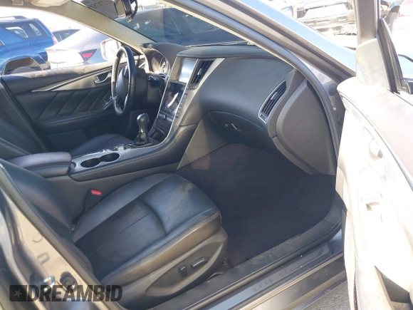 2017 Infiniti Q50 Signature Edition with VIN JN1EV7APXHM742747, listed as a IAAI auction lot 41278752 with 49,739 mi miles and . Bid and sale history available at DreamBid. Image 5.