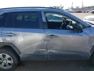 2019 Toyota RAV4 LE с VIN 2T3H1RFV4KC012255, выставлен на аукционе IAAI как лот 42454901 с пробегом 86 161 миль миль и . История ставок и продаж доступна на DreamBid. Изображение 13.