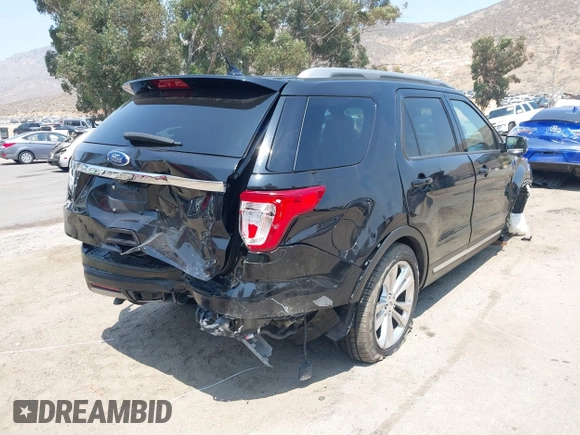 2019 Ford Explorer XLT z VIN 1FM5K7D85KGA73010, wystawiony jako IAAI lot #42397982 z przebiegiem 80 885 mil mil oraz . Historia ofert i sprzedaży dostępna na DreamBid. Obrazek 4.