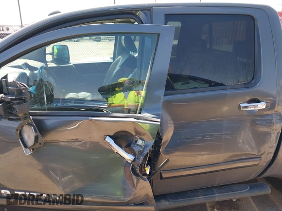 2010 Nissan Titan SE с VIN 1N6BA0ED2AN313506, выставлен на аукционе IAAI как лот 42316096 с пробегом Не указан миль и . История ставок и продаж доступна на DreamBid. Изображение 13.