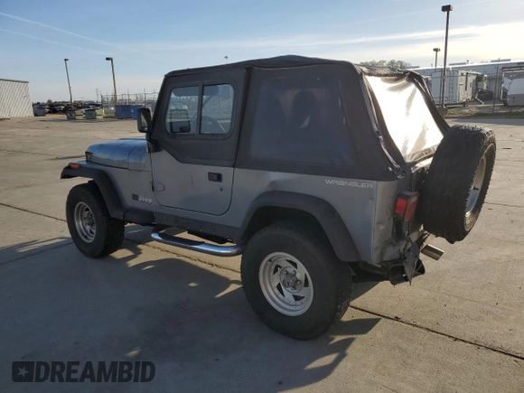 1993 Jeep Wrangler with VIN 1J4FY29S2PP242528, listed as a Copart auction lot 49787365 with 147,707 mi miles and Salvage Title. Bid and sale history available at carsss.com. Image 2.