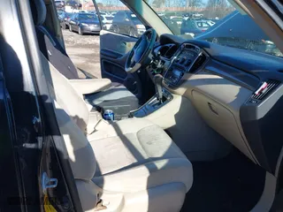 2003 Toyota Highlander with VIN JTEHF21A830101419, listed as a IAAI auction lot 41814570 with 237,565 mi miles. Bid and sale history available at carsss.com. Image 5.