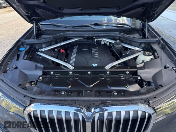 2019 BMW X7 xDrive40i z VIN 5UXCW2C55KLB44273, wystawiony jako IAAI lot #41762723 z przebiegiem 135 765 mil mil oraz . Historia ofert i sprzedaży dostępna na DreamBid. Obrazek 10.