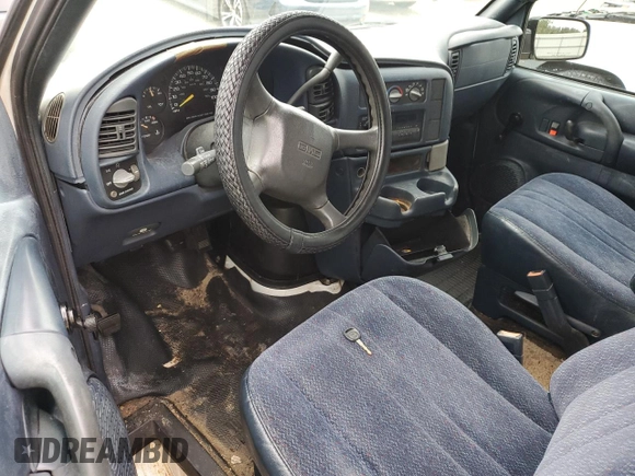 1999 GMC Safari Cargo with VIN 1GTDM19W5XB519840, listed as a Copart auction lot 74234124 with Not Provided miles and Non Repairable. Bid and sale history available at carsss.com. Image 8.