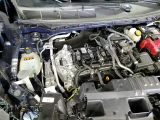 2025 Nissan Kicks S z VIN 3N8AP6BA4SL393987, wystawiony jako Copart lot #63095785 z przebiegiem 10 152 mil mil oraz Szkoda całkowita • Salvage title. Historia ofert i sprzedaży dostępna na DreamBid. Obrazek 16.