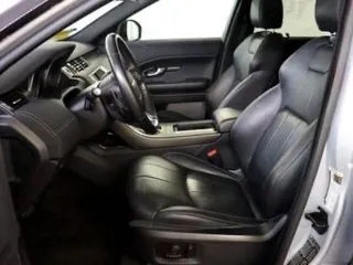 2019 Land Rover Range Rover Evoque SE with VIN SALVP2RXXKH332649, listed as a Copart auction lot 46729825 with 36,459 mi miles and Clean Title. Bid and sale history available at carsss.com. Image 5.