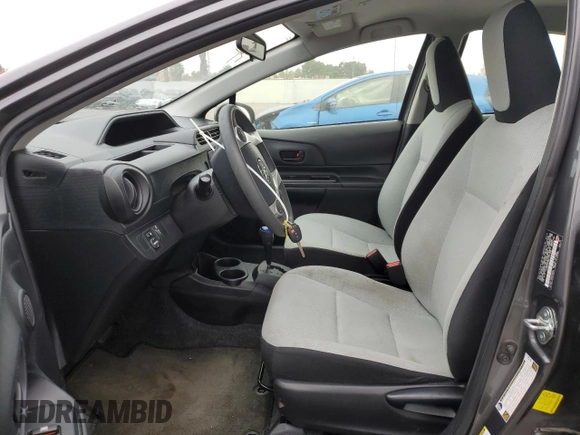 2016 Toyota Prius One z VIN JTDKDTB39G1131096, wystawiony jako Copart lot #60158435 z przebiegiem 76 160 mil mil oraz Szkoda całkowita • Salvage title. Historia ofert i sprzedaży dostępna na DreamBid. Obrazek 7.