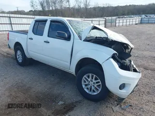 2019 Nissan Frontier SV z VIN 1N6AD0ER1KN774163, wystawiony jako IAAI lot #41174911 z przebiegiem Nie podano mil oraz . Historia ofert i sprzedaży dostępna na DreamBid. Obrazek 1.
