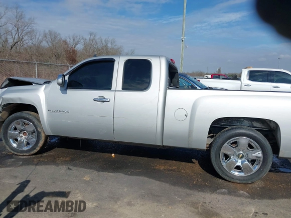 2010 Chevrolet Silverado 1500 LT with VIN 1GCSCSE04AZ116383, listed as a IAAI auction lot 41508799 with 168,530 mi miles and . Bid and sale history available at DreamBid. Image 14.