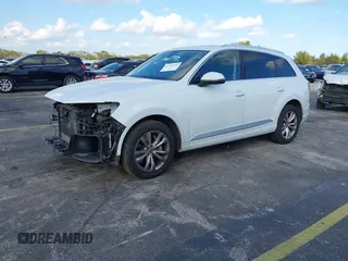 2017 Audi Q7 Premium Plus with VIN WA1LABF73HD018713, listed as a IAAI auction lot 41492243 with 112,928 mi miles. Bid and sale history available at carsss.com. Image 18.