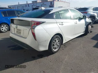 2016 Toyota Prius Four with VIN JTDKARFU4G3525589, listed as a IAAI auction lot 41612929 with 197,114 mi miles. Bid and sale history available at carsss.com. Image 4.