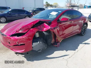 2023 Tesla Model S Plaid с VIN 5YJSA1E61PF525637, выставлен на аукционе IAAI как лот 42045459 с пробегом Не указан миль и . История ставок и продаж доступна на DreamBid. Изображение 17.