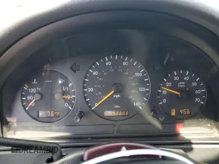 2000 Mercedes-Benz M 320/430/500 with VIN 4JGAB72EXYA193906, listed as a Copart auction lot 62025125 with 142,808 mi miles and Salvage title. Bid and sale history available at DreamBid. Image 9.