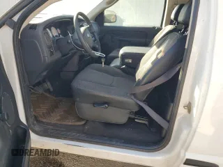 2004 Dodge 1500 ST with VIN 1D7HA16K04J284377, listed as a Copart auction lot 82124984 with 92,712 mi miles and Clean Title. Bid and sale history available at carsss.com. Image 7.