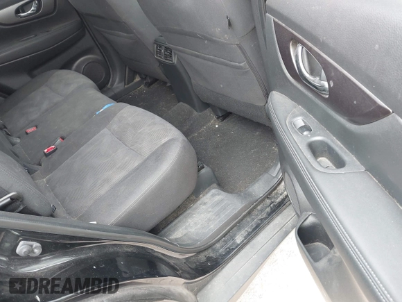 2016 Nissan Rogue SV z VIN KNMAT2MV9GP696128, wystawiony jako IAAI lot #42343710 z przebiegiem 136 984 mil mil oraz . Historia ofert i sprzedaży dostępna na DreamBid. Obrazek 8.