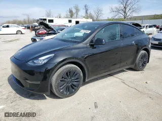 2023 Tesla Model Y Long Range with VIN 7SAYGDEE0PA036986, listed as a Copart auction lot 51072645 with 31,658 mi miles and Salvage Title. Bid and sale history available at carsss.com. Image 1.