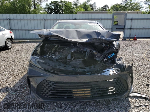 2025 Toyota Camry LE z VIN 4T1DAACK2SU540006, wystawiony jako Copart lot #53387515 z przebiegiem 7 822 mil mil oraz Szkoda całkowita • Salvage title. Historia ofert i sprzedaży dostępna na DreamBid. Obrazek 5.