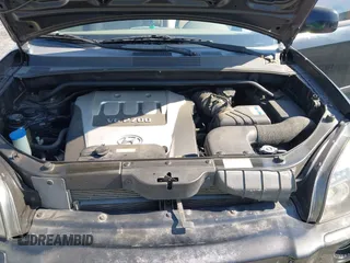 2006 Hyundai Tucson GLS with VIN KM8JN12D16U418088, listed as a IAAI auction lot 41478091 with 157,403 mi miles. Bid and sale history available at carsss.com. Image 10.