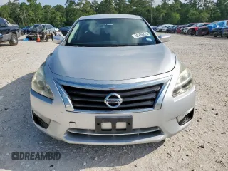 2015 Nissan Altima 2.5 with VIN 1N4AL3AP1FN353700, listed as a Copart auction lot 59236825 with 133,111 mi miles and Salvage title. Bid and sale history available at DreamBid. Image 5.