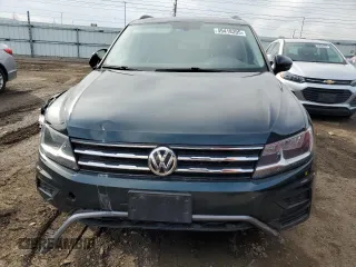 2019 Volkswagen Tiguan SE with VIN 3VV2B7AXXKM107923, listed as a Copart auction lot 49418395 with 106,833 mi miles and Salvage Title. Bid and sale history available at DreamBid. Image 5.