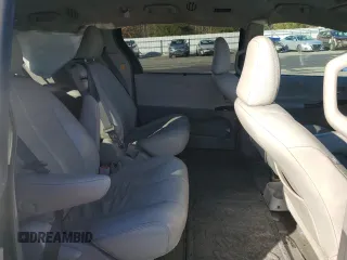 2013 Toyota Sienna XLE AAS z VIN 5TDYK3DC1DS389687, wystawiony jako Copart lot #44355905 z przebiegiem 188 780 mil mil oraz Szkoda całkowita • Salvage title. Historia ofert i sprzedaży dostępna na DreamBid. Obrazek 11.