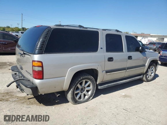 2005 Chevrolet Suburban LT with VIN 3GNEC16Z45G122007, listed as a Copart auction lot 71534714 with 182,634 mi miles and Salvage Title. Bid and sale history available at carsss.com. Image 3.