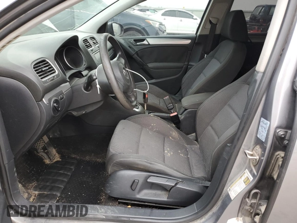 2014 Volkswagen Golf with VIN WVWDB7AJ3EW005547, listed as a Copart auction lot 44002985 with 171,999 mi miles and Salvage title. Bid and sale history available at DreamBid. Image 7.