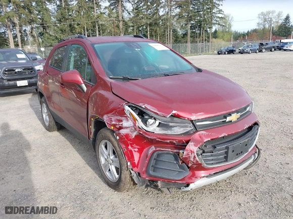 2021 Chevrolet Trax LT with VIN KL7CJLSM6MB372946, listed as a IAAI auction lot 42008725 with 50,321 mi miles. Bid and sale history available at carsss.com. Image 1.