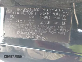 2011 Kia Optima LX z VIN KNAGM4A79B5131131, wystawiony jako IAAI lot #42456550 z przebiegiem 249 368 mil mil oraz . Historia ofert i sprzedaży dostępna na DreamBid. Obrazek 9.