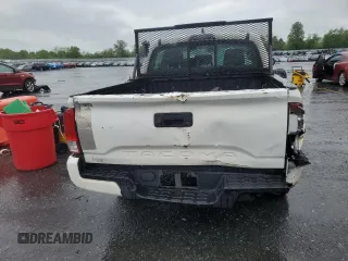 2017 Toyota Tacoma SR z VIN 5TFAX5GN8HX079645, wystawiony jako Copart lot #56342845 z przebiegiem 223 211 mil mil oraz Czysty tytuł • Clean title. Historia ofert i sprzedaży dostępna na DreamBid. Obrazek 6.