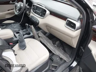 2016 Kia Sorento LX z VIN 5XYPGDA57GG037286, wystawiony jako IAAI lot #42479020 z przebiegiem 197 478 mil mil oraz . Historia ofert i sprzedaży dostępna na DreamBid. Obrazek 5.