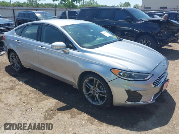 2020 Ford Fusion SEL with VIN 3FA6P0CDXLR196124, listed as a IAAI auction lot 42244231 with 99,306 mi miles and . Bid and sale history available at DreamBid. Image 1.