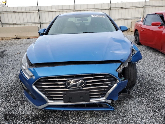 2019 Hyundai Sonata SE with VIN 5NPE24AF9KH768799, listed as a Copart auction lot 45887355 with 99,330 mi miles and Salvage Title. Bid and sale history available at DreamBid. Image 5.