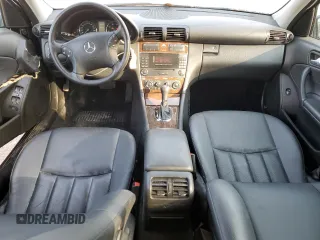 2006 Mercedes-Benz C with VIN WDBRF54J96F745713, listed as a Copart auction lot 70890424 with 44,335 mi miles and Clean Title. Bid and sale history available at DreamBid. Image 8.