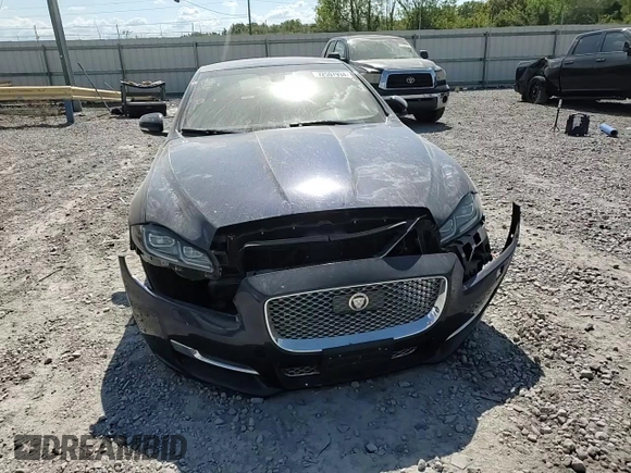 2017 Jaguar XJ with VIN SAJWJ2GD0H8W04917, listed as a Copart auction lot 72507934 with 112,042 mi miles and Salvage Title. Bid and sale history available at carsss.com. Image 11.