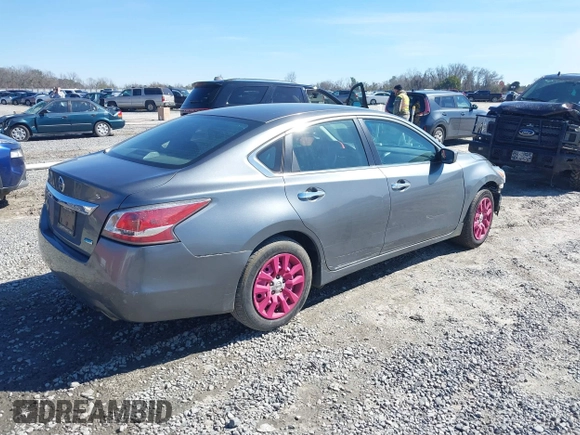 2014 Nissan Altima S with VIN 1N4AL3AP4EN355441, listed as a IAAI auction lot 41628050 with 162,309 mi miles and . Bid and sale history available at carsss.com. Image 4.