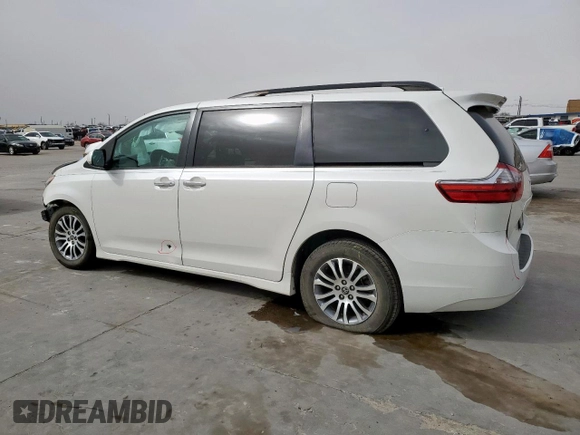 2020 Toyota Sienna XLE Auto Access Seat with VIN 5TDYZ3DC6LS058257, listed as a Copart auction lot 47884555 with 82,662 mi miles and Salvage Title. Bid and sale history available at carsss.com. Image 2.