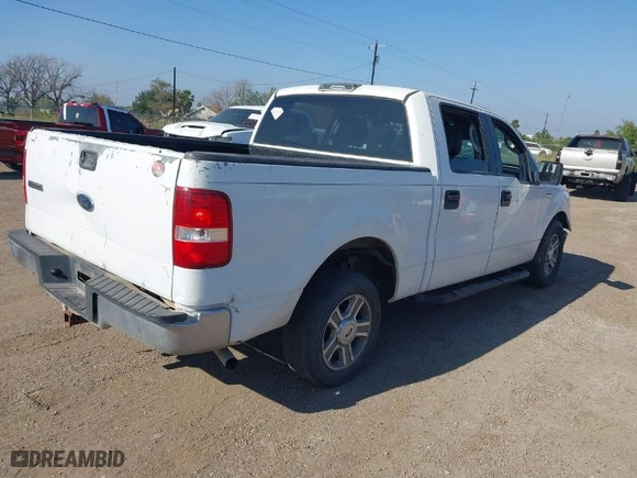 2005 Ford F-150 XLT with VIN 1FTPW12525KD01909, listed as a IAAI auction lot 41207506 with 259,693 mi miles. Bid and sale history available at carsss.com. Image 4.