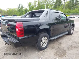 2009 Chevrolet Avalanche 2LT z VIN 3GNFK22069G179318, wystawiony jako IAAI lot #42308093 z przebiegiem 153 229 mil mil oraz . Historia ofert i sprzedaży dostępna na DreamBid. Obrazek 4.