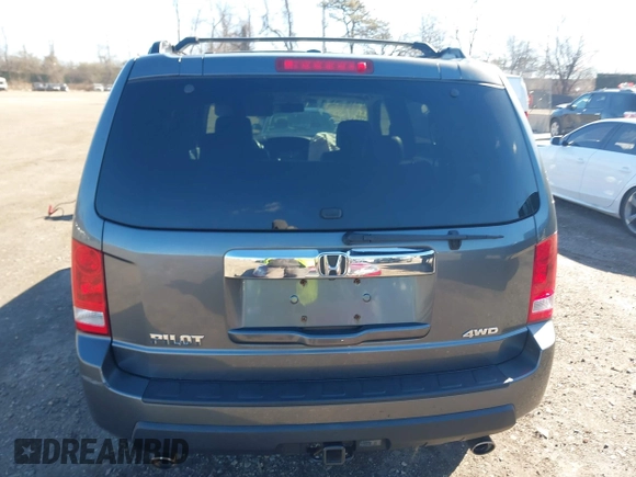 2011 Honda Pilot EX-L with VIN 5FNYF4H51BB027978, listed as a IAAI auction lot 41721429 with 111,281 mi miles. Bid and sale history available at carsss.com. Image 16.