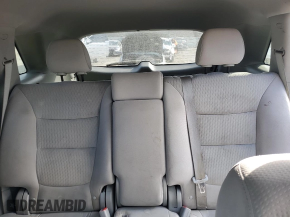 2011 Kia Sorento LX with VIN 5XYKT3A1XBG097651, listed as a Copart auction lot 47799775 with 136,918 mi miles and Salvage Title. Bid and sale history available at carsss.com. Image 10.