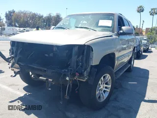 2002 GMC Yukon SLT with VIN 1GKEC13T62R202059, listed as a IAAI auction lot 42023547 with 1 mi miles. Bid and sale history available at carsss.com. Image 17.