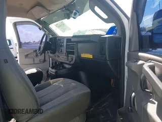 2018 Chevrolet Express Cargo Van with VIN 1GCWGAFP0J1177319, listed as a IAAI auction lot 41575100 with 132,479 mi miles. Bid and sale history available at carsss.com. Image 5.