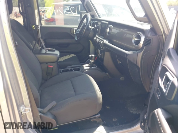 2019 Jeep Wrangler Unlimited Sahara with VIN 1C4HJXEN5KW542403, listed as a IAAI auction lot 42524989 with 60,451 mi miles and . Bid and sale history available at DreamBid. Image 5.