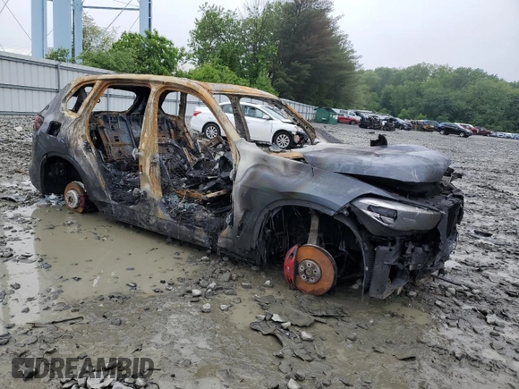2021 BMW X5 xDrive40i with VIN 5UXCR6C07M9E66741, listed as a Copart auction lot 56325415 with Not provided miles and Salvage title. Bid and sale history available at DreamBid. Image 4.